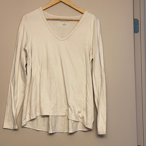 American Eagle Outfitters Tops - American Eagle Long Sleeve Soft Tee